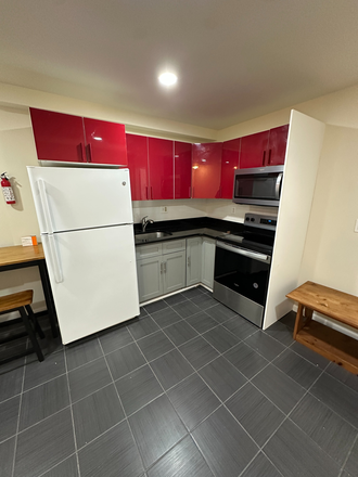 KItchen - 4 Bed / 3 Bath - Apt | 1721 Willington Street | Across from Police Station