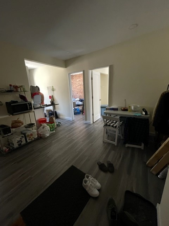 109 Peterborough St. #12 - Avail 9/1 - Galley Kitchen,Spacious Rooms 3BR on Peterborough St Apartments