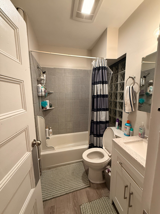 Shared Bathroom - Single Room available ASAP-August 2026, Female Sublet only!