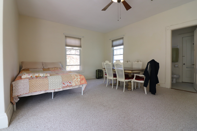 Living/Sleeping - Fantastic Studio in Brookline near Longwood Medical Area! All Utilities Included - Shared Laundry Apartments