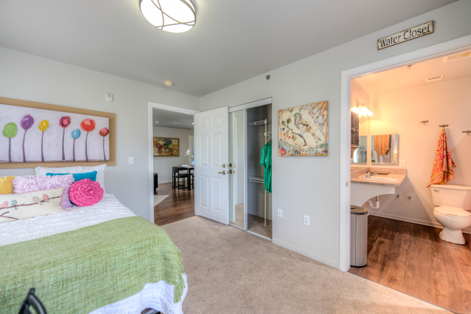 bedroom - The Landings at Chandler Crossing