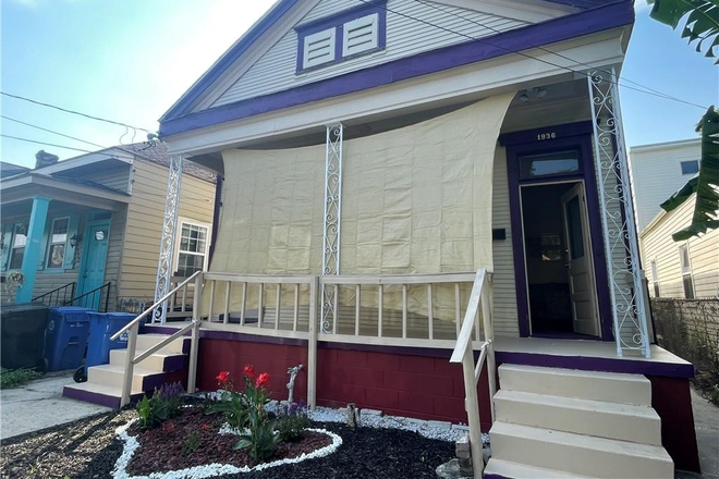 Front of house - University Area 1/2 Double Duplex
