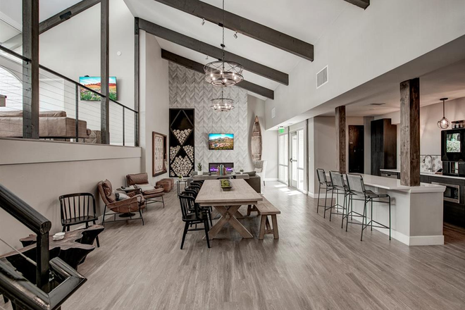 Clubhouse - Henley and Remy Apartments