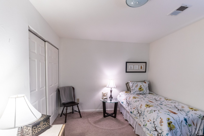 Bedroom - Park Crest Terrace