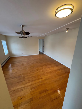 Main living room - Private Room in Historic House - Easy commute to campus and close to train station