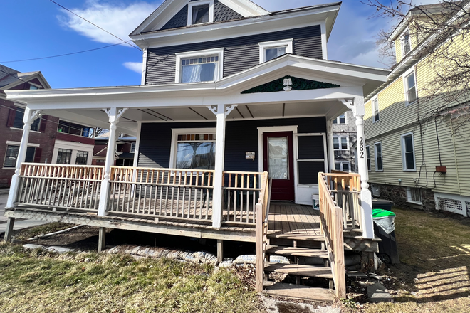 Exterior - 4 Green Street Apartments