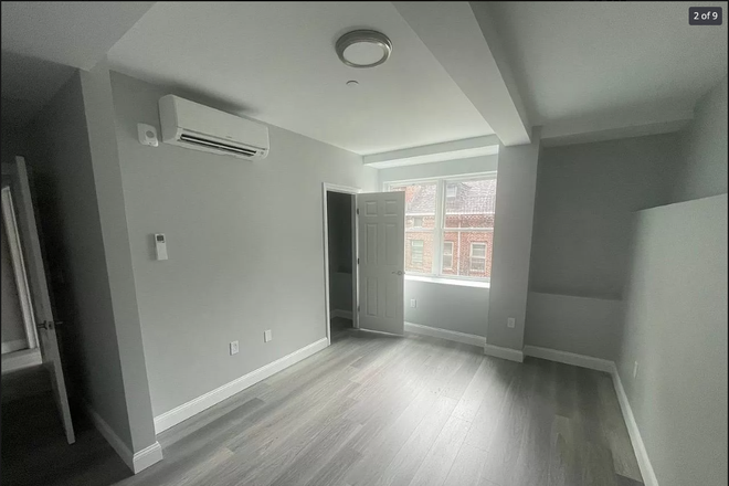 - - Close to Campus!! New Construction! 2 bed w/ modern kitchen & Laundry in Building Apartments