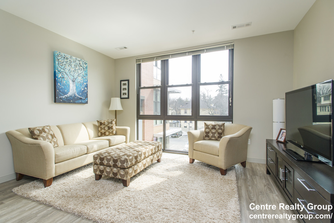 . - *HOT LISTING* Apartments