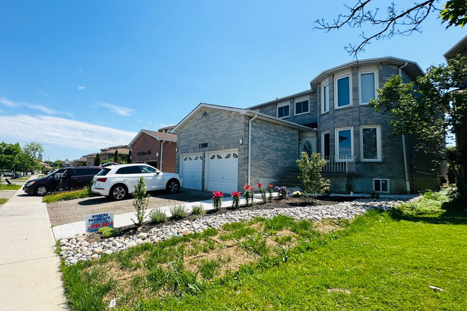 External view - Brand new Spacious Bedroom with private bathroom and seperate entrance House
