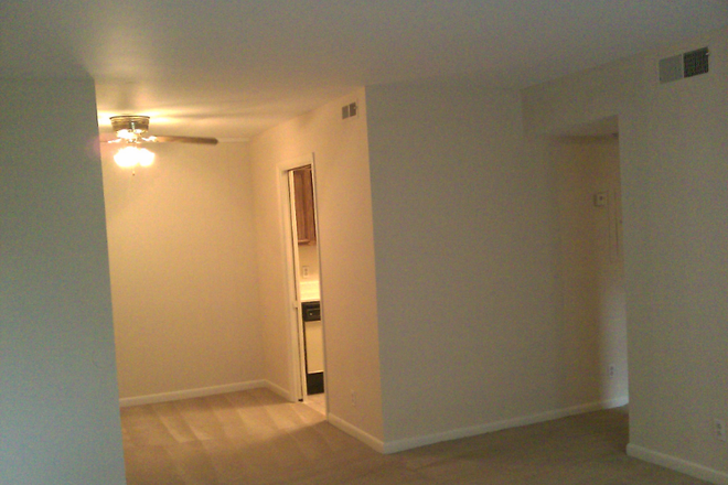 Drawing Room - Fairwood Apartments