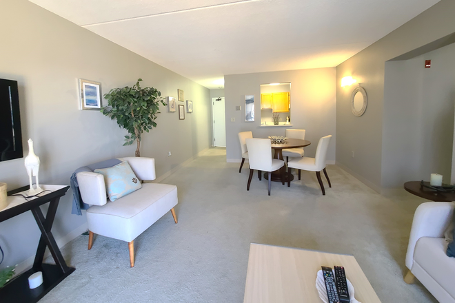 Dining Area - Two Bedroom with Heat & AC included Next to Campus*Ask about Group Showings* Apartments