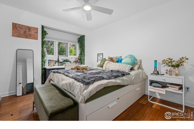Bedroom (on 2nd floor) - Room for Sublease Spring 2026 – Great Location by Pearl & CU!