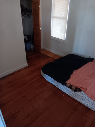 Bedroom - $800-900 - Room for rent in 3 BR near Forest Hills Apartments