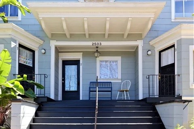 Front View - 2 Bed/1 Bath Apartment near Southside Peet's Coffee