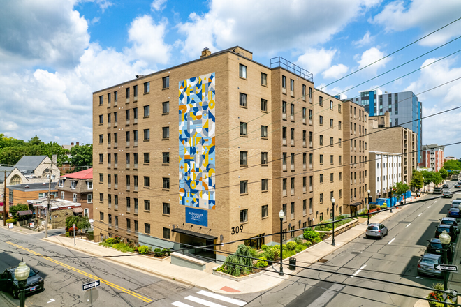 Outside street view - The Canyon - Fully Furnished, Utilities Included