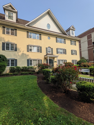 Street View - The Yale House Apartments, Super close to RJ Bentley's, Now Offering Semester-Long Leases