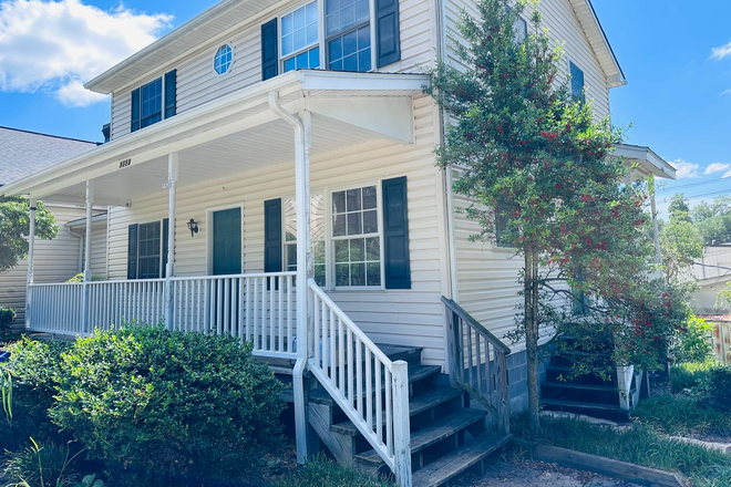  - 3 Bedroom 2 Bath Duplex