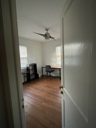 Bedroom - Nice Place On Hollywood House