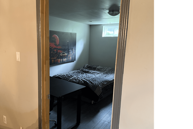 Basement Suite: $1,290 with Queen sized bed - Basement suite for female in a shared house at Tenth Line W, Mississauga! Utilities included!