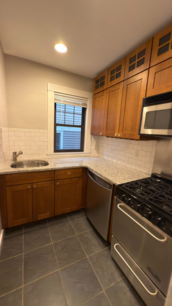 - - 2 Bedrooms/1 Bathrooms available 09/01 near Harvard Sq Apartments