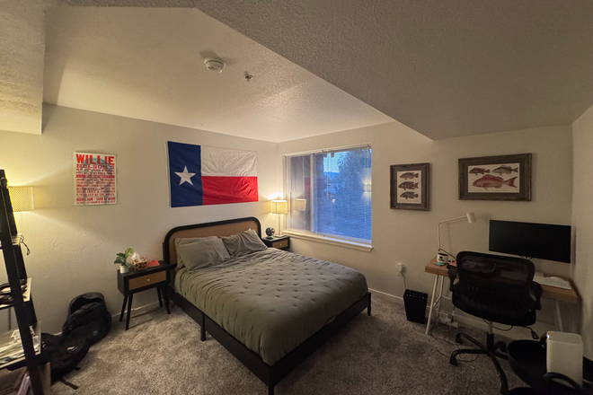 Bedroom - Landmark Lofts