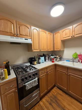 Kitchen - Hemenway St Studio Fenway Apartments