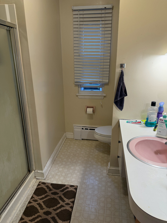 Room 3 Private Bath - LEGACY HOUSE / 1 ROOM furnished, en-suite, walking distance to UMD (utilities included)