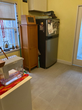 Kitchen - Cute furnished studio, Art museum area