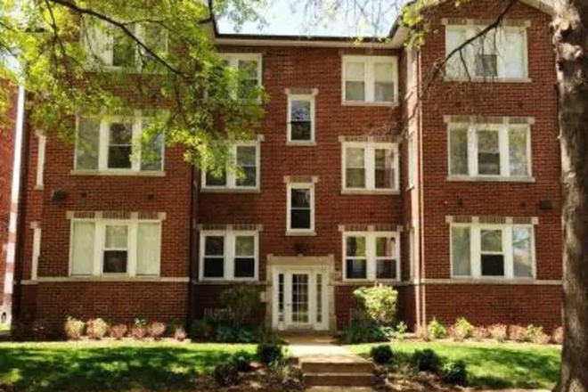 Outside street view - 1B1B Winter Sublease at 805 Leland