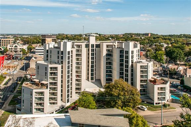 Apartment Building - University Square Condominiums (Room for Rent)