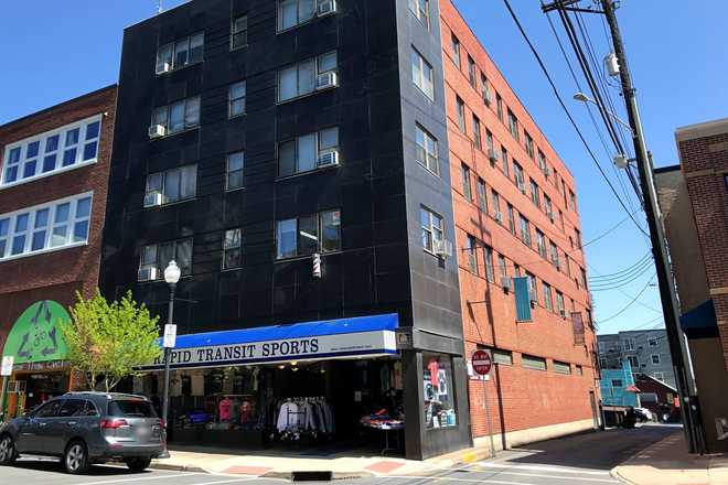 Exterior - Rapid Transit Apartments