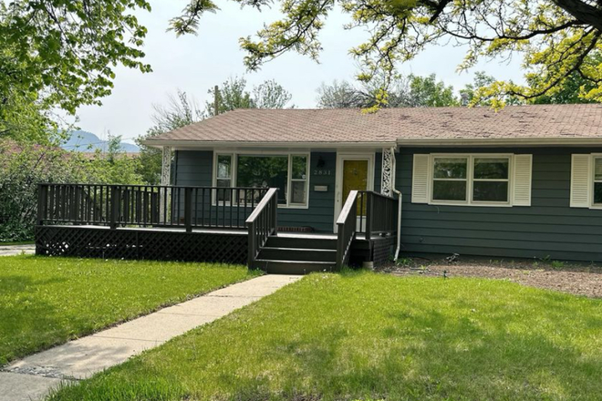 Exterior, large front porch - House near NoBo Park