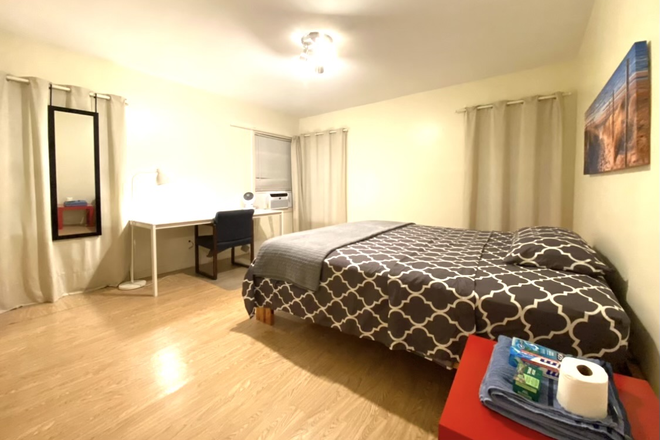 Bedroom (Picture is for illustration only.) Actual decoration and furnishing may change from time to time - Short-Term Housing 5 Minutes Walking or Biking Distance to RICE University Campus