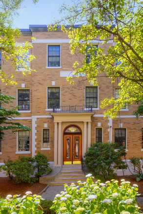 Ext 2 - Classic Cambridge 1 Bedroom Near Harvard and MIT Apartments