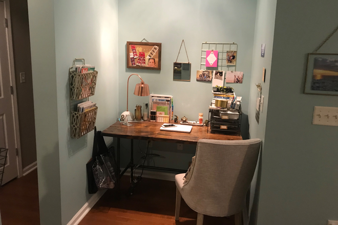 Study space - Beautiful 1 bd condo and desirable location