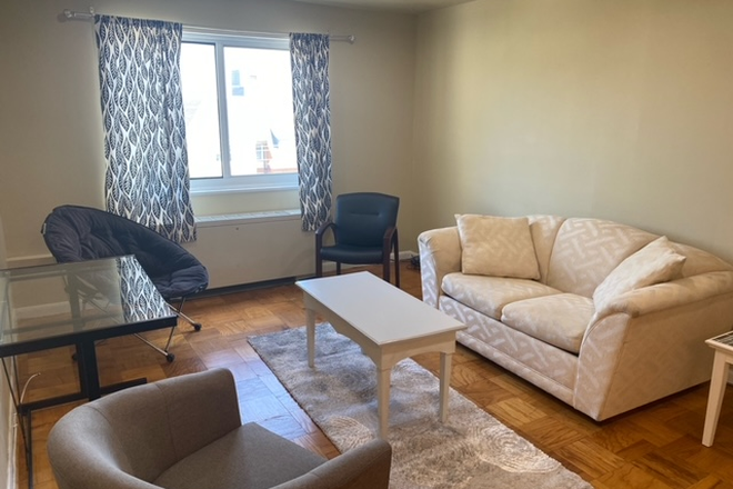 Living Room - College Park Towers (Knox Building) Unit 605 Condo
