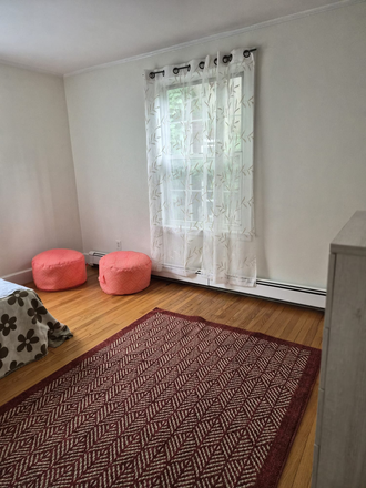 Bedroom, photo #1 - 350 Harvard St, apt. #3.