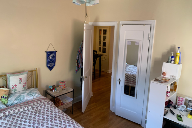 Bedroom - Summer Sublet in Glover Park! Apartments