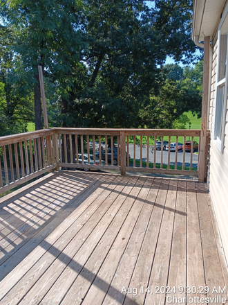 Exterior - 2026-2027:  School Year All UTILITIES INCLUDED 4 Bdrm / 2 Bath 1100 Preston B