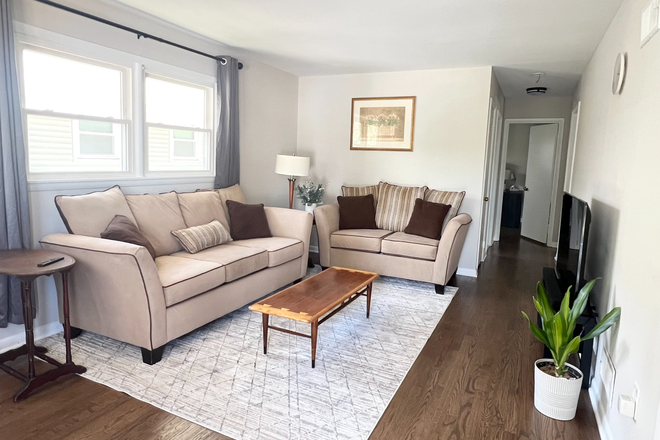 Brand New Living room - Modern, stylish remodeled + Fully furnished + Within walking distance to Campus House