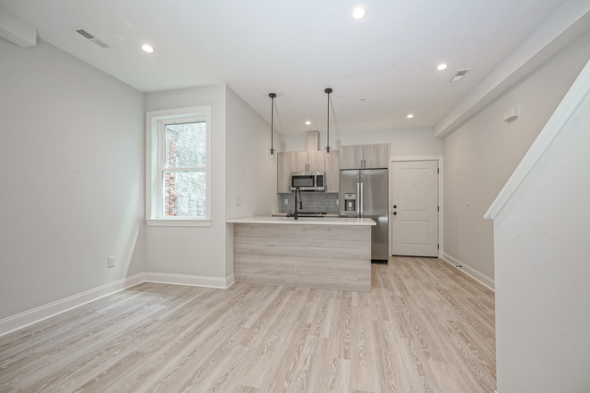 Kitchen - 1731 W Montgomery Ave Apartments Unit 3