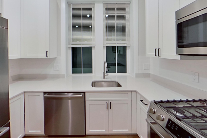 kitchen - Renovated Brighton 3 bed/2 bath with in unit laundry - for Sept 2026 Apartments