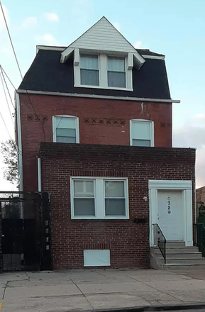 Front of Building - Cozy 1 Bedroom Apartment for Rent