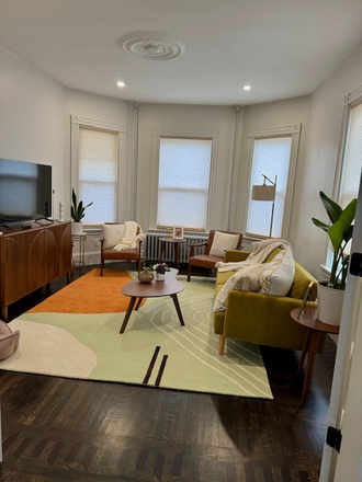 furnished living room - Newly renovated 2+ bedroom, 1.5 bathroom apartment in heart of Forest Hills section of Jamai