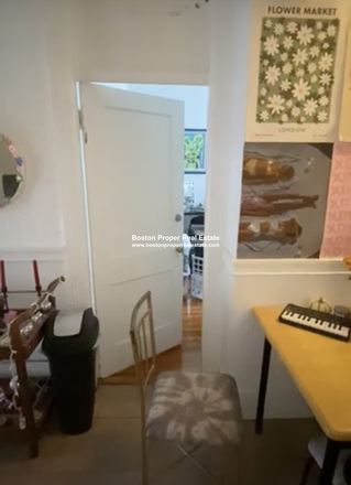 a - 3 big bedrooms right by Berklee, Symphony, and close to all Fenway schools Apartments