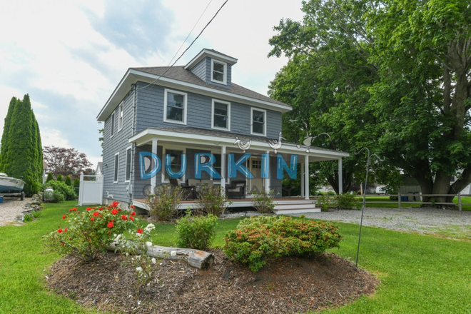 Exterior - Internet Included! Modern Home with Stainless Steel Appliances. APPLY NOW WITH NO FEE