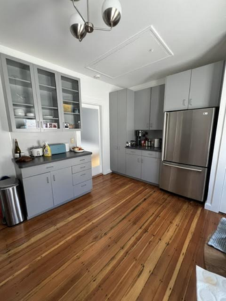kitchen - Beautiful 2br 1 ba 1638 sq.ft in prime JP location. By owner. $3500/month Apartments