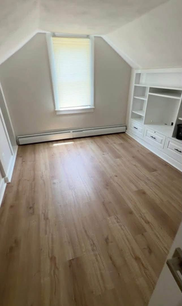 Private Bedroom - Private Bedroom next to Campus House