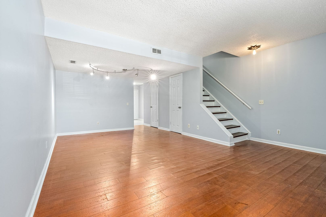 Photo - The Brookes Condos, Unit 02-09