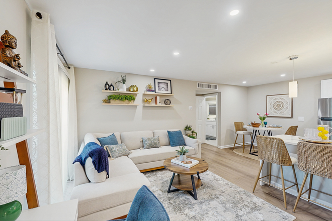 Living Room - 1BR & 2BR apts-Fox Run Drive-Plainsboro